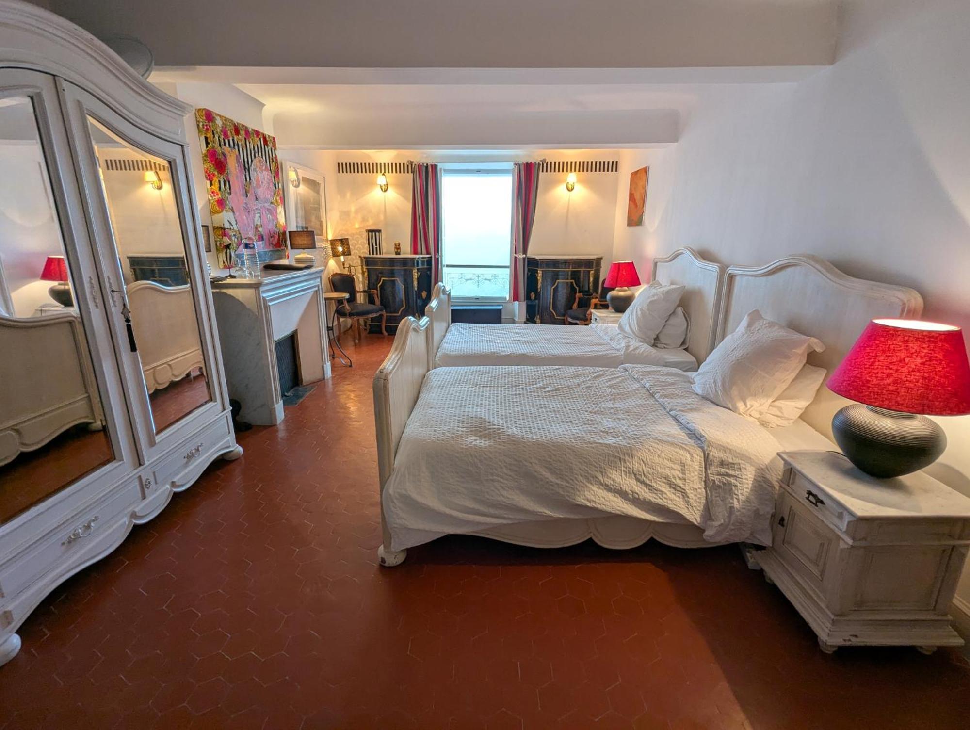 Les Chapeliers Bed and Breakfast Claviers Εξωτερικό φωτογραφία