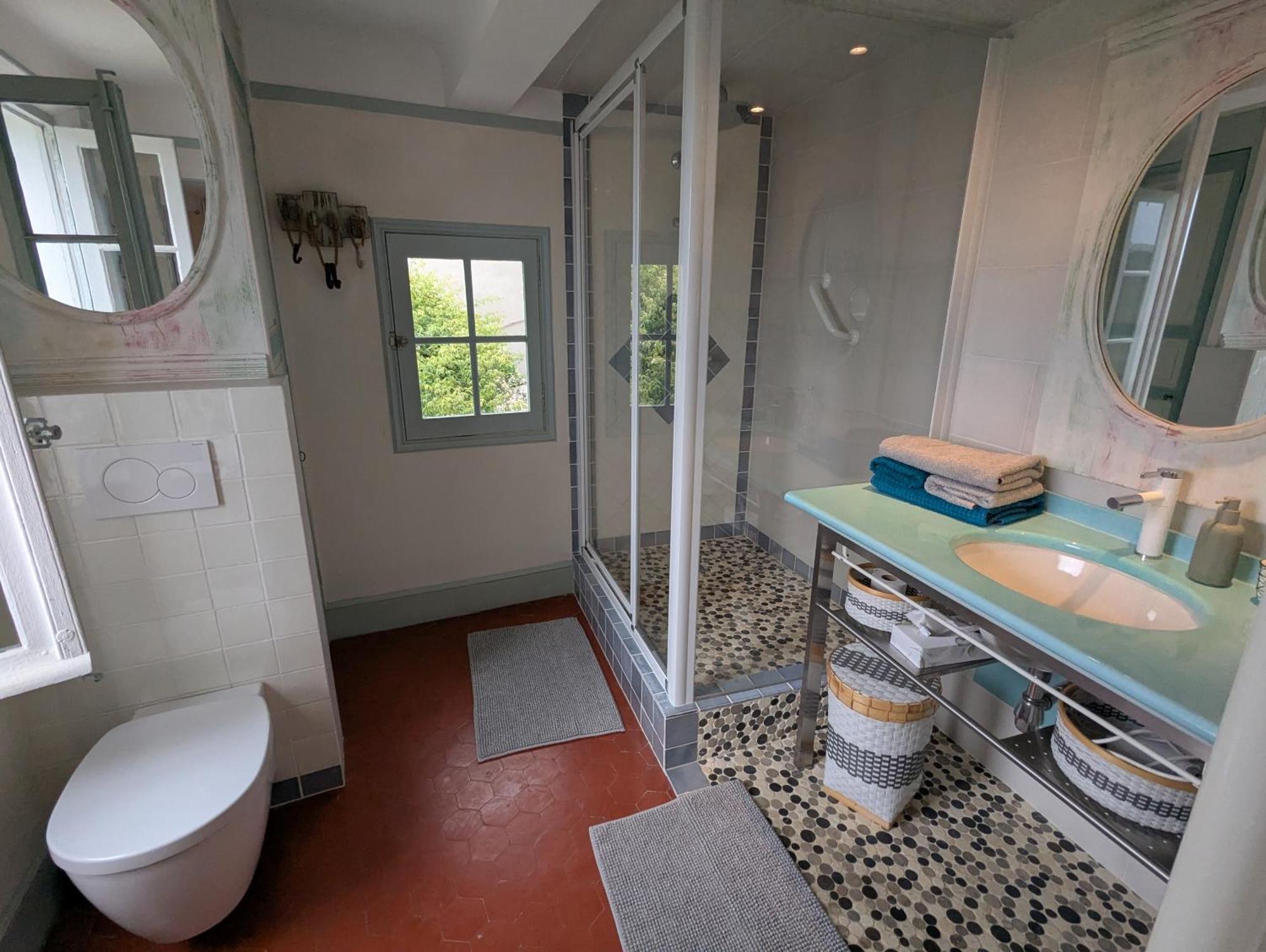 Les Chapeliers Bed and Breakfast Claviers Εξωτερικό φωτογραφία
