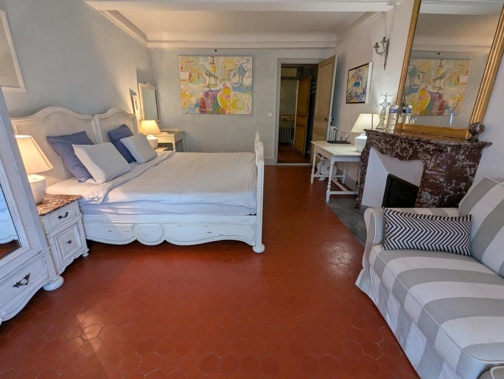 Les Chapeliers Bed and Breakfast Claviers Εξωτερικό φωτογραφία