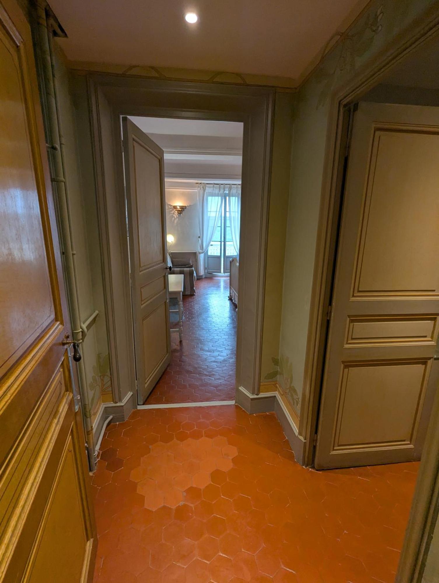 Les Chapeliers Bed and Breakfast Claviers Εξωτερικό φωτογραφία