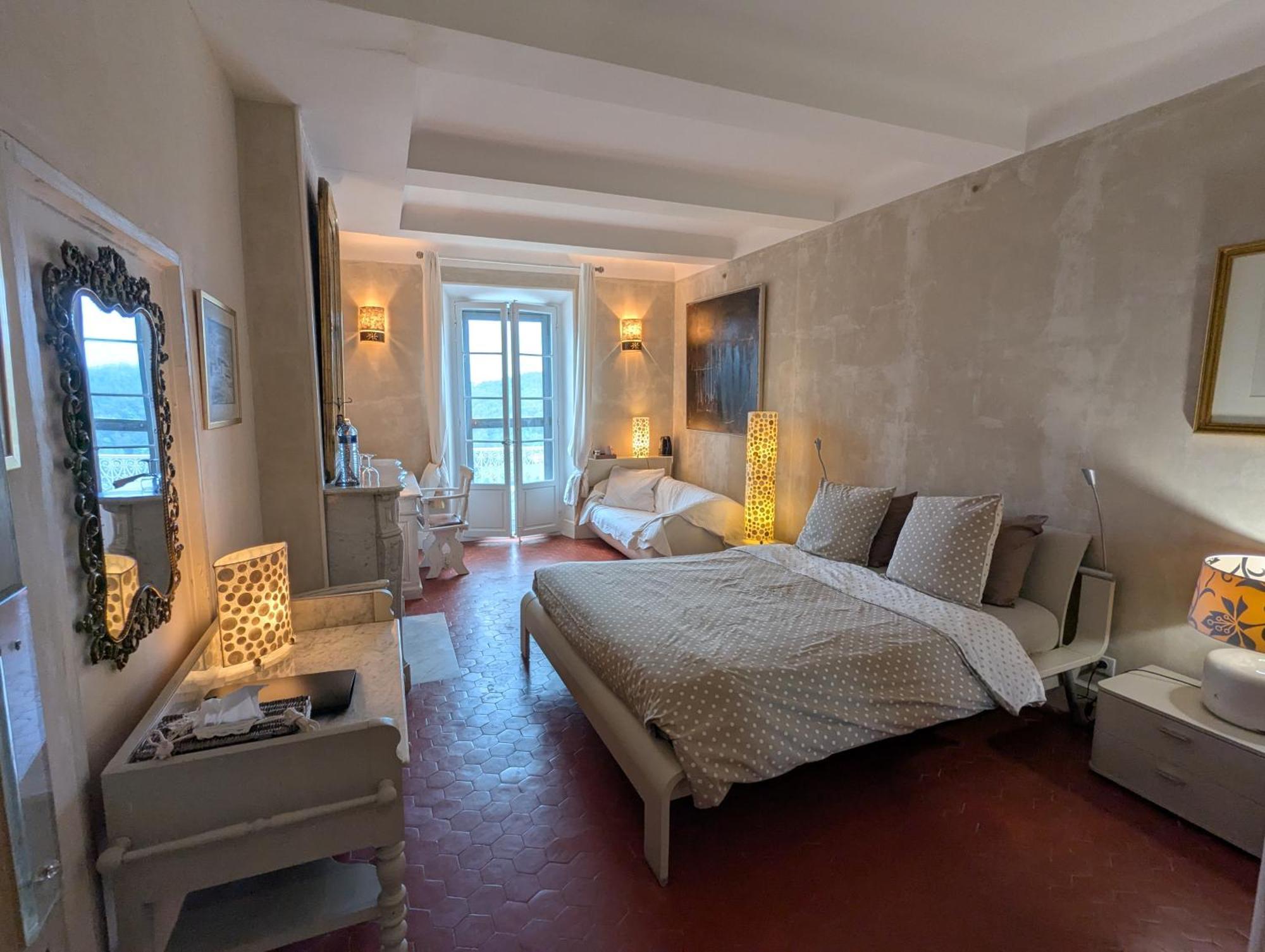 Les Chapeliers Bed and Breakfast Claviers Εξωτερικό φωτογραφία